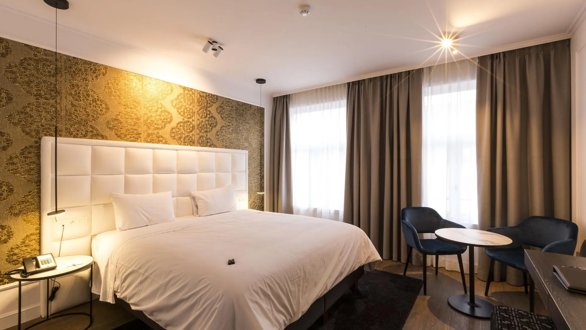 ****  Hotel Rubens-Grote Markt Antwerp Belgium